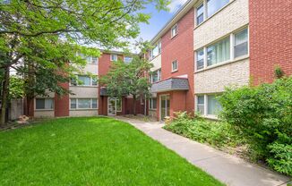 5324-5326 S Kedzie