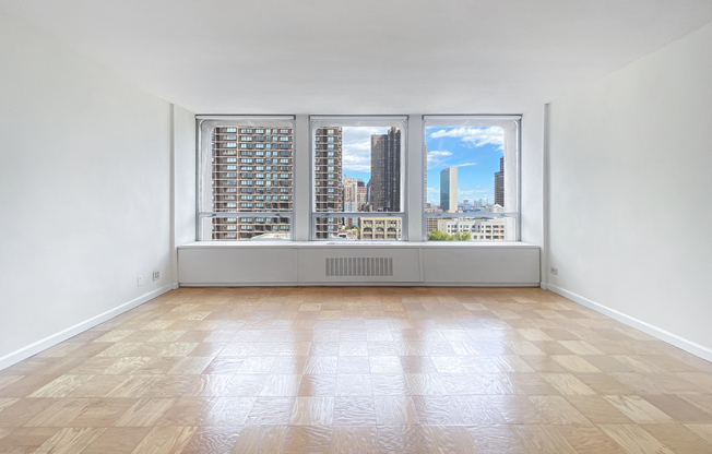 1 bed, 1 bath, 482 sqft, $3,350, Unit 18H