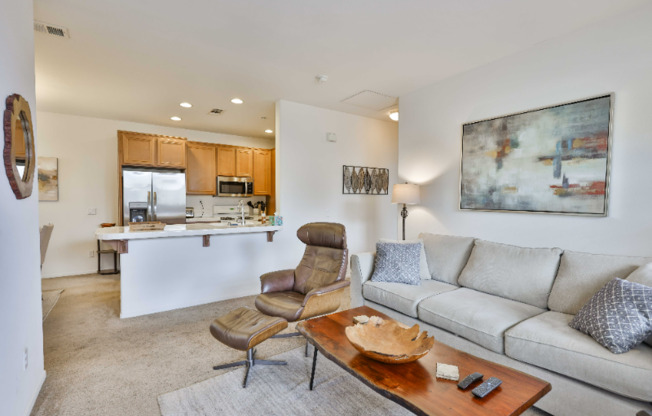 16912 Laurel Hill Ln