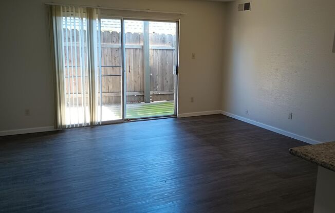 Campos Verde East Apartments
