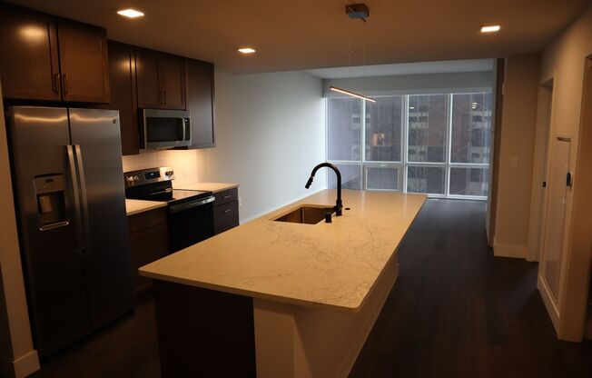 1 bed, 1 bath, 808 sqft, $2,290, Unit #625