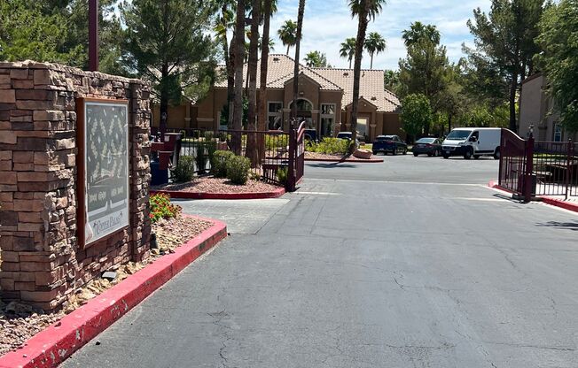 2 beds, 2 baths, $1,400