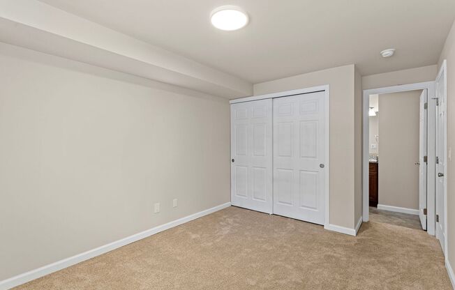 2 beds, 2 baths, 980 sqft, $2,300, Unit B101