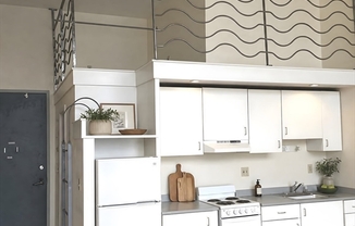 Studio, 1 bath, 349 sqft, $2,500, Unit 319