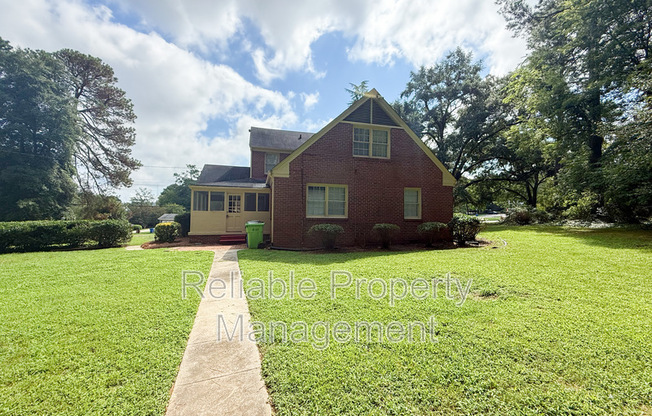 106 DONALD ROSS DR