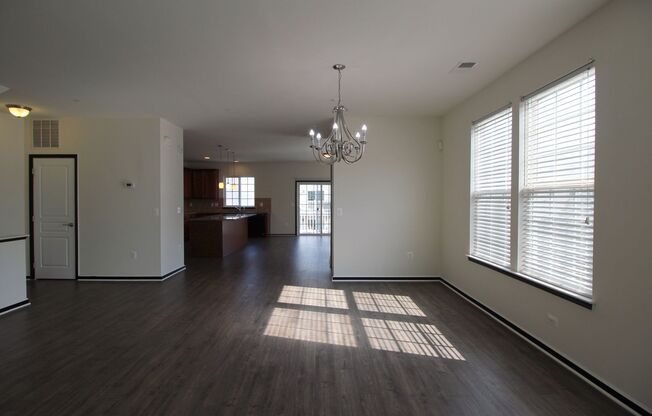 3BR/2.5BA townhome