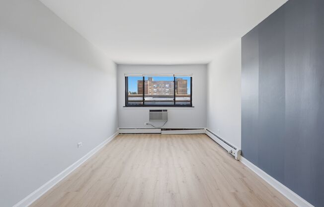 1 bed, 1 bath, 492 sqft, $1,800, Unit 535