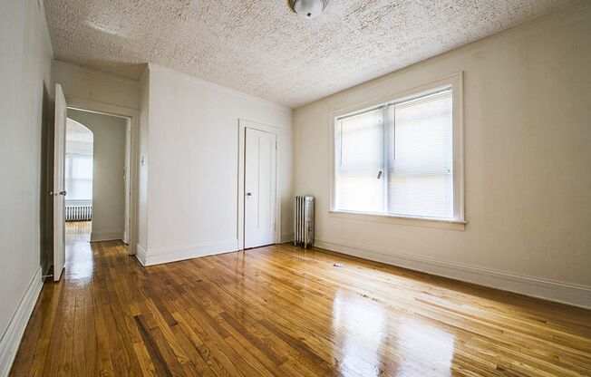 8236 S Maryland