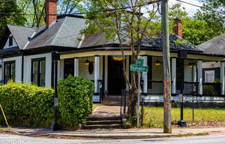652 Boulevard SE A