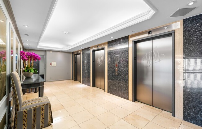 3 beds, 3.5 baths, 2,426 sqft, $7,500, Unit 609