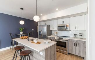 1 bed, 1 bath, 580 sqft, $1,500, Unit Unit 406