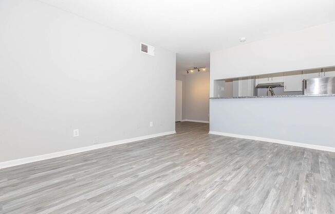 1 bed, 1 bath, 714 sqft, $1,015, Unit 111 Up
