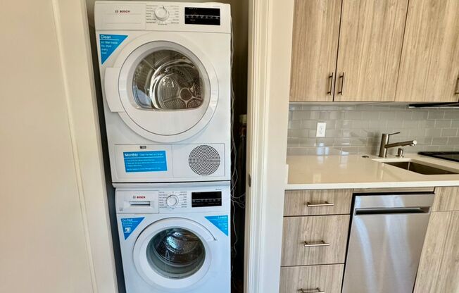 Studio, 1 bath, $2,700, Unit 329