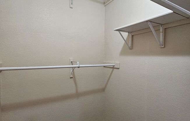 1 bed, 1 bath, $875, Unit # 312