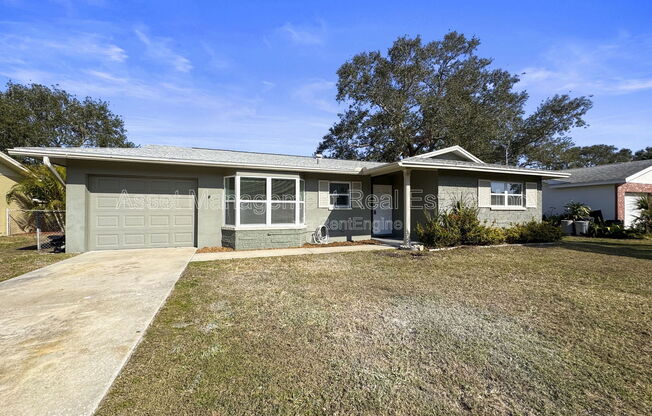 9893 47 AVE N