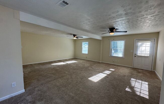 3 Bedroom 2 Bath (w/ Bonus Room) & Spacious Living Area