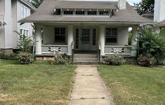 COMING SOON! 3 Bed 1 Bath Home near UMKC! $1575.00