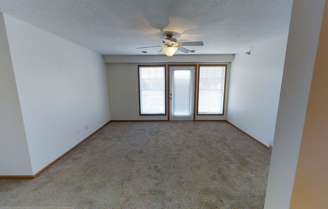 2 beds, 1 bath, 935 sqft, $1,155, Unit 309