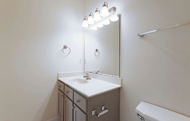 2 beds, 2 baths, 1,295 sqft, $1,470, Unit 3868-2D