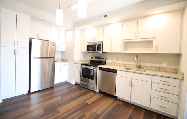 2 beds, 2 baths, 845 sqft, $1,895, Unit APT 312