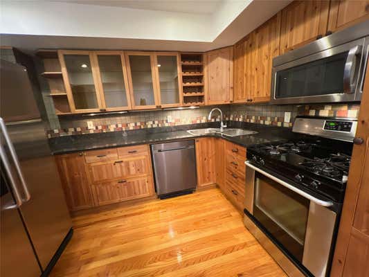 240 10 68 AVE