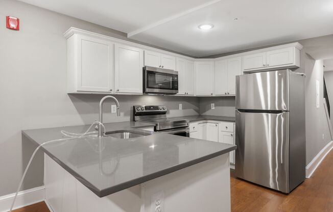 6 S Calvert Street
