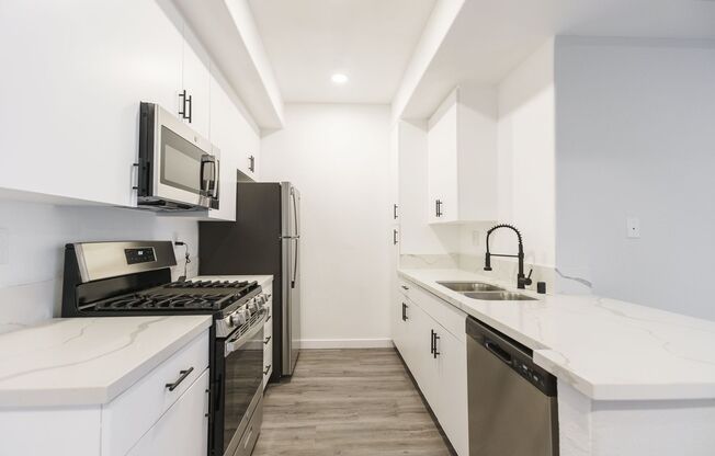 2 beds, 2 baths, 1,150 sqft, $3,498, Unit 209