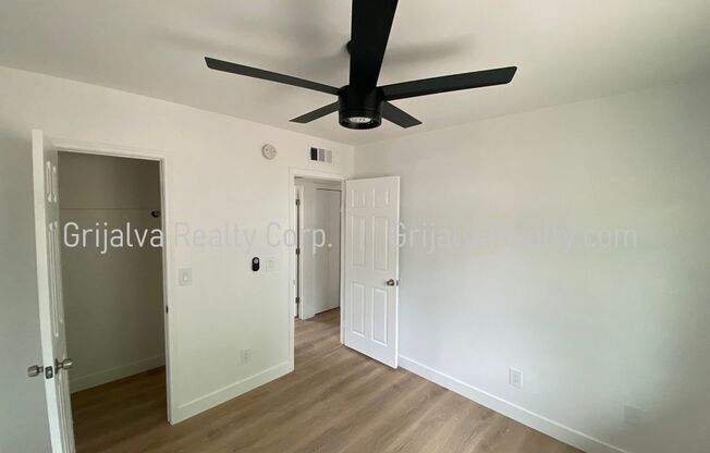 2 beds, 1 bath, 700 sqft, $1,250