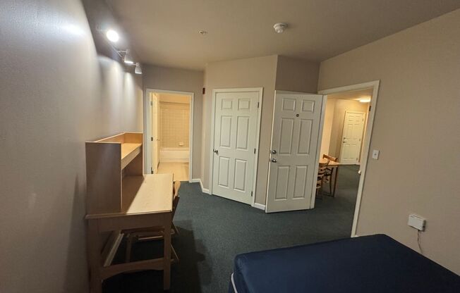 2 beds, 2 baths, $1,358, Unit T701 - B