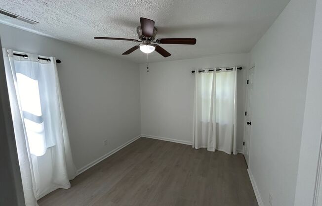 3 beds, 1 bath, $1,700