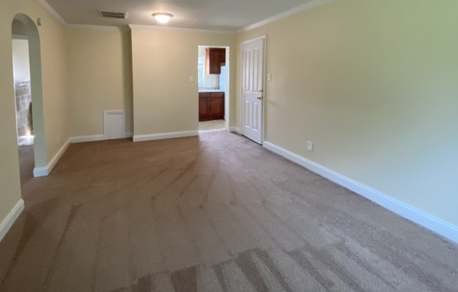 1 bed, 1 bath, $995, Unit 0027BTH