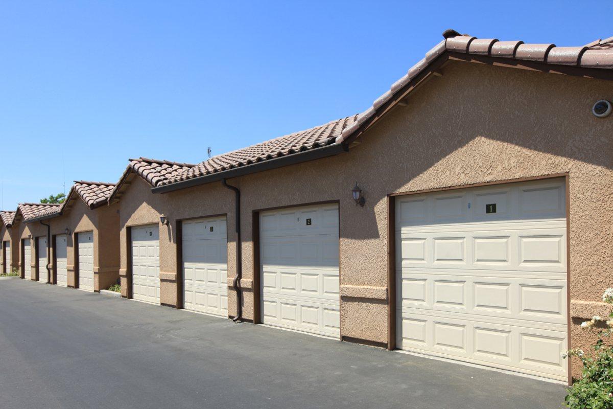 Villa Sa Vini - Apartments in Fresno, CA