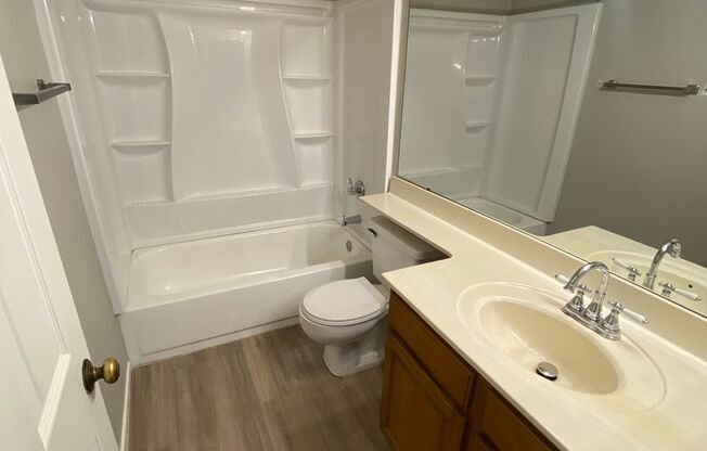 2 beds, 2 baths, $1,545, Unit # 220