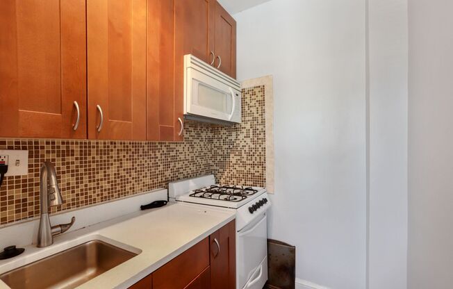 1 bed, 1 bath, $2,099, Unit # 406