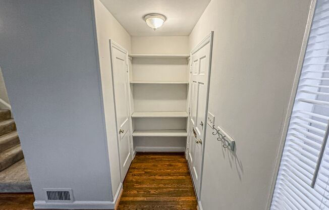 Beautiful 3 Bed 1 Bath End Row Brick Townhouse With Fenced In Yard In River Terrace