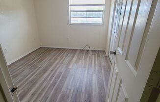 2 beds, 1 bath, $1,200, Unit 125 S Orchard St Unit 209