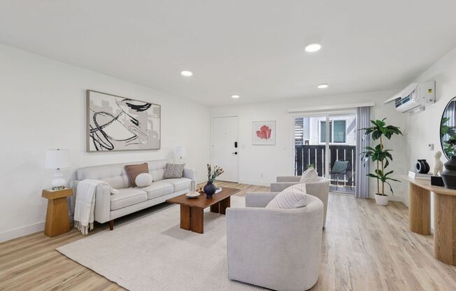 3 beds, 2 baths, 1,210 sqft, $3,745, Unit 202