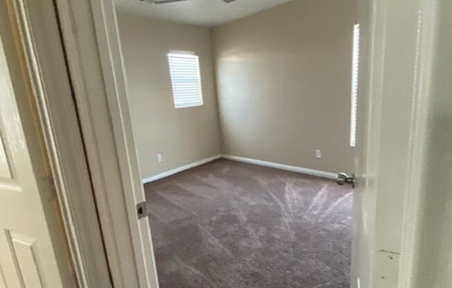 4 Bedroom Corner Lot