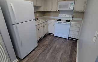 1 bed, 1.5 baths, $1,400