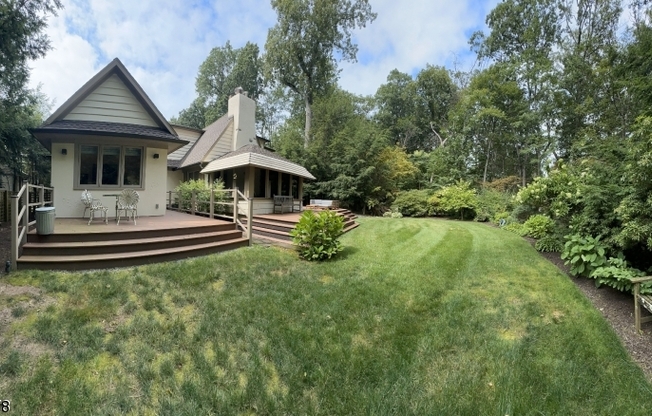 30 WOODS END RD