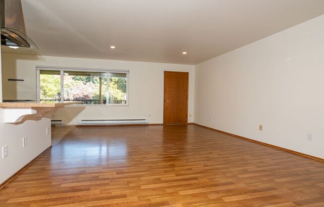 830- 834 1/2 NW 96th