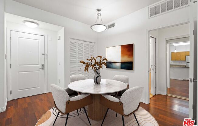 2 beds, 2 baths, 1,042 sqft, $3,100, Unit 115