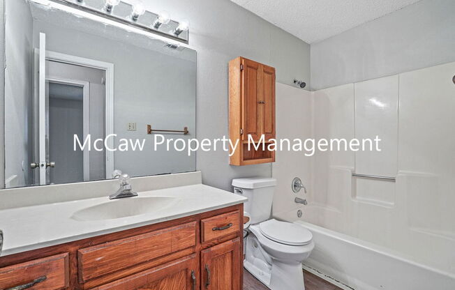 715 LONG CT