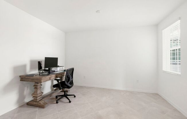 3 beds, 2 baths, $2,950, Unit #201