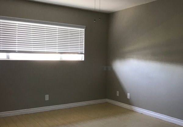 Remodel, Beautiful 2 bedroom 1 1/2 bath apartment located in Bellfower!