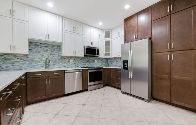 Family Oasis: 3-Bedroom Rental with Private Yard and Community Amenities
