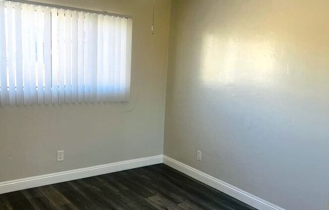 811 W 97th Street