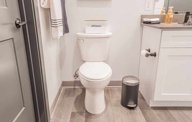 1 bed, 1 bath, 725 sqft, $1,610, Unit A111