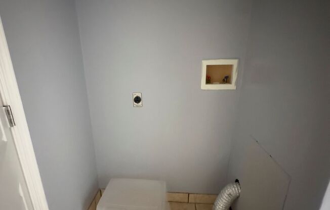 5422 Haverford Rd 2 Bedroom Apartment