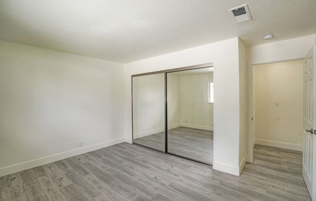 0543 - Lick Ave. 1346